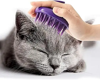 CeleMoon Soft Silicone Cat Brush: Gentle and Effective