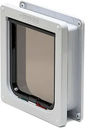 The Ideal Cat Mate: 4-Way Locking Cat Flap with Door Liner