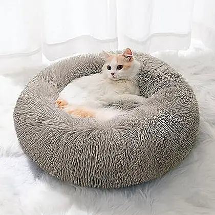 YOJOGEE Warm Donut Cat Bed: A Cosy Haven for Your Feline Friend