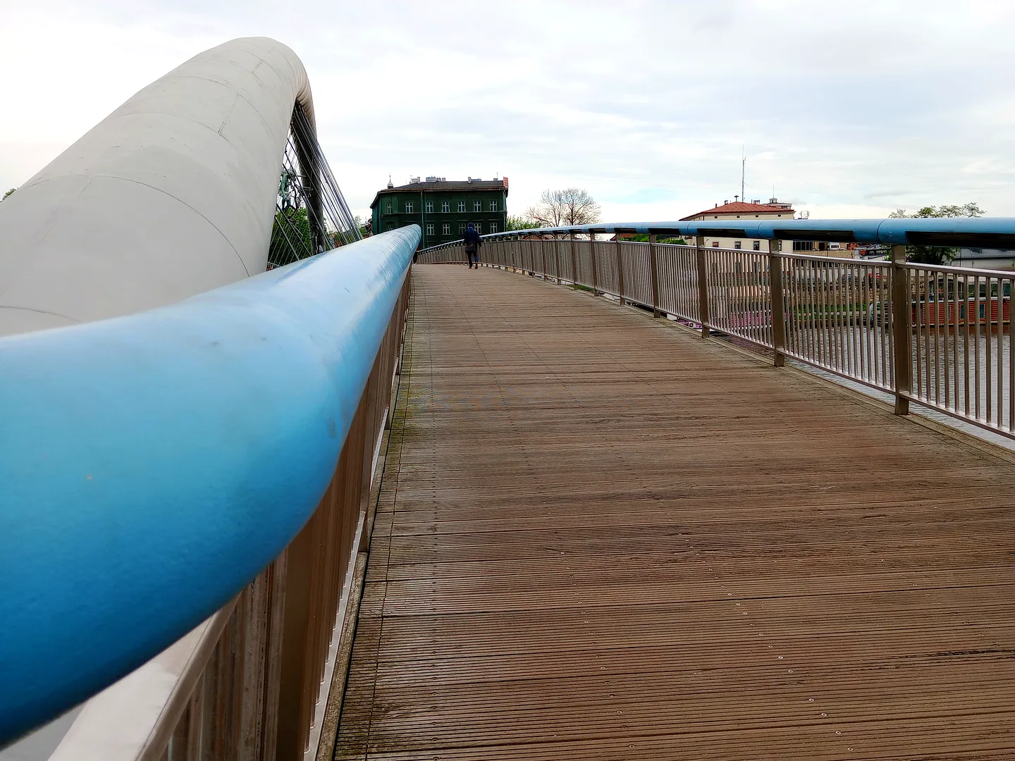 Father Bernatek Footbridge - Cycleway towards Podgórze