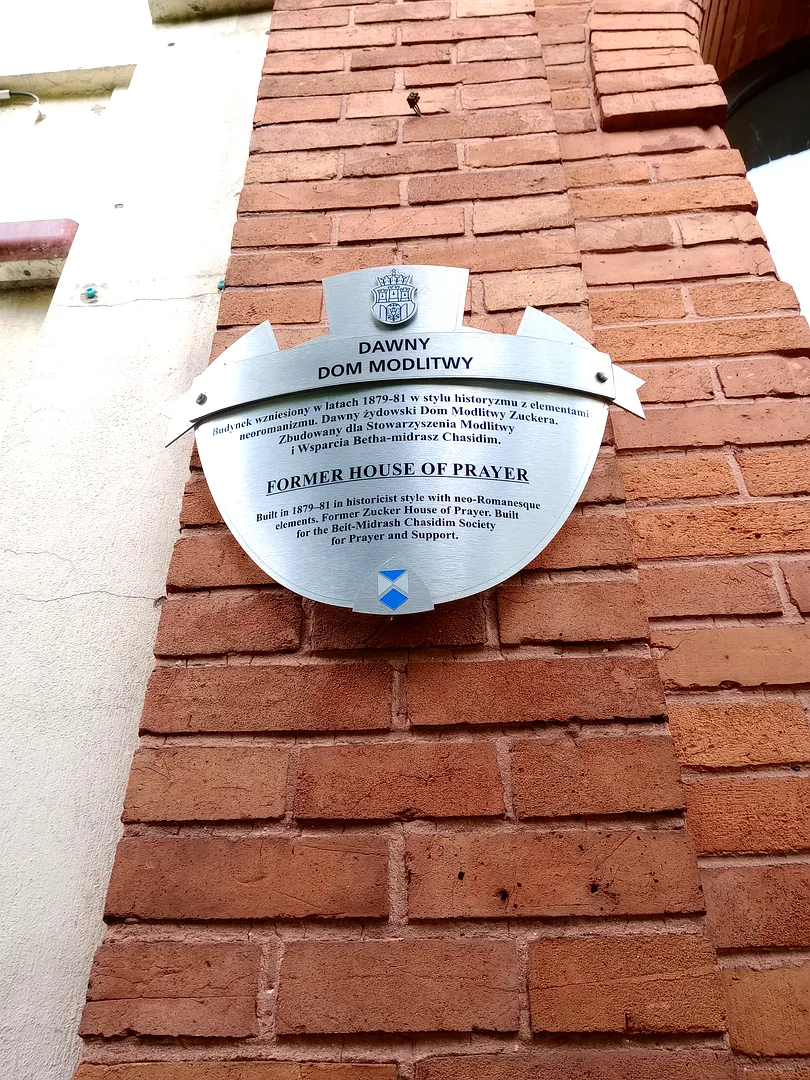 Memorial plaque at the Galeria Starmach building