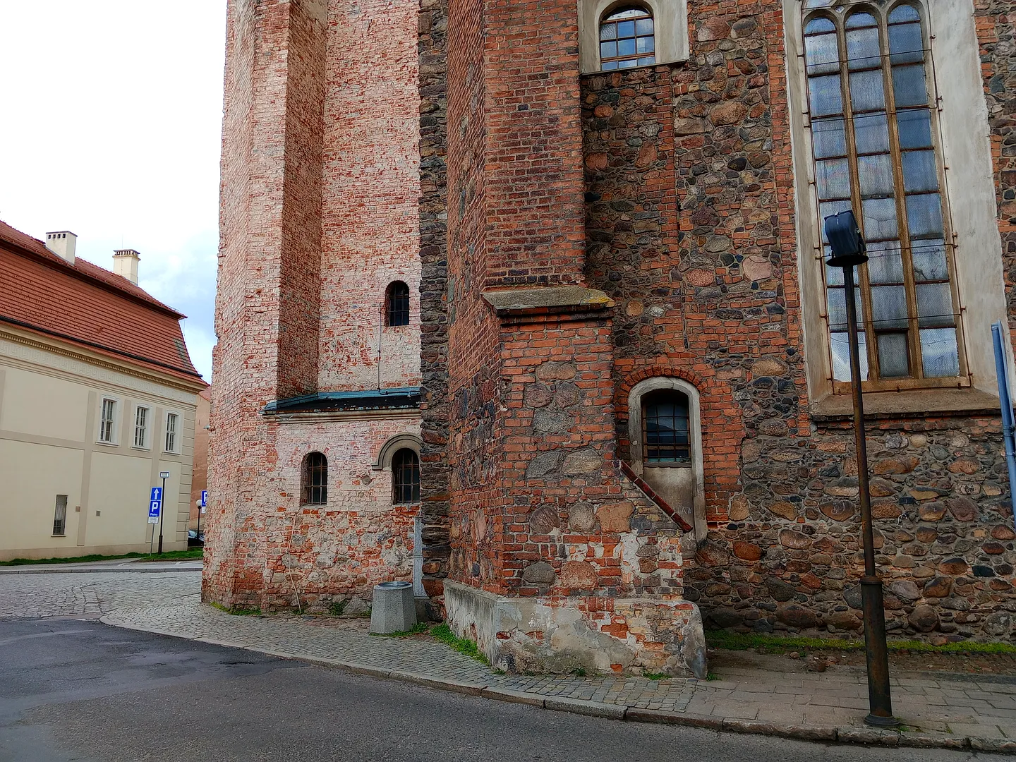 Kościół pw. Świętych Apostołów Piotra i Pawła w Żaganiu